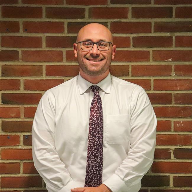 Tom Sweeney, Executive Principal Tom Sweeney, Executive Principal